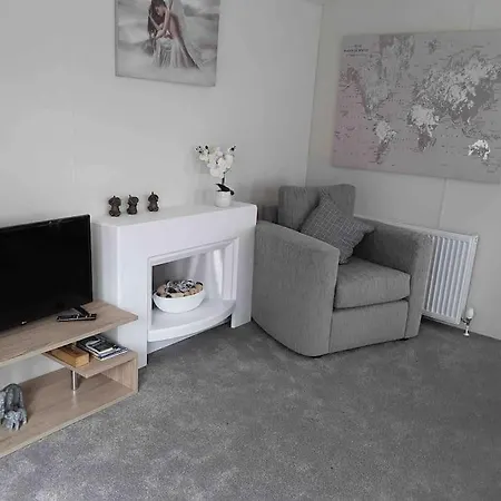 펜션 Forestbrook - Cheerful Two Bedroom Tiny House *