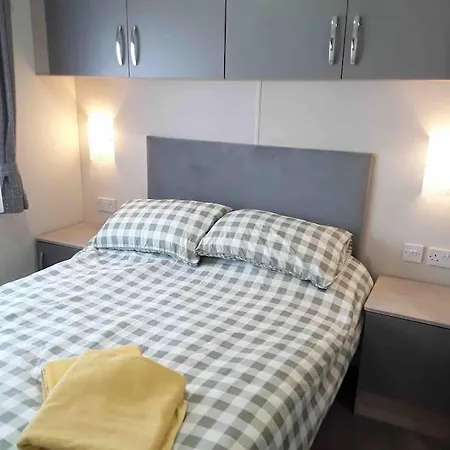 Forestbrook - Cheerful Two Bedroom Tiny House Dom wakacyjny